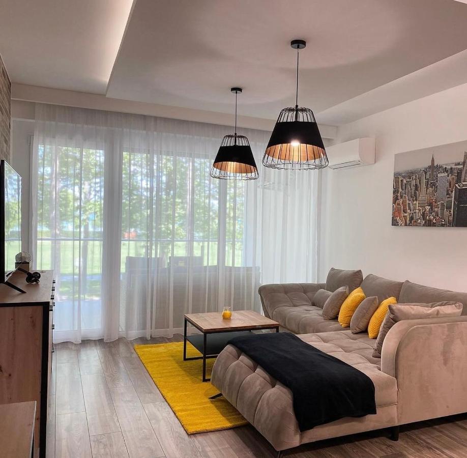 Sunshine Homes Zamárdi Eksteriør bilde